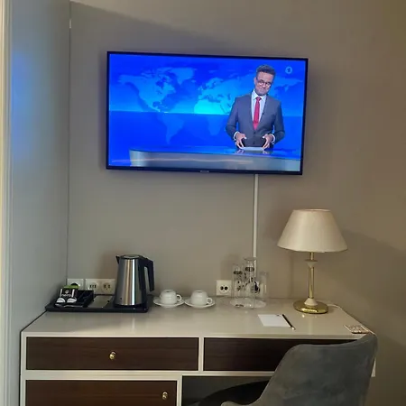 Frankfurt Hotel 4*