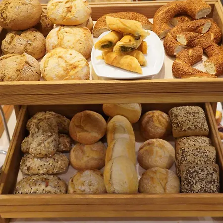 Frankfurt 4*